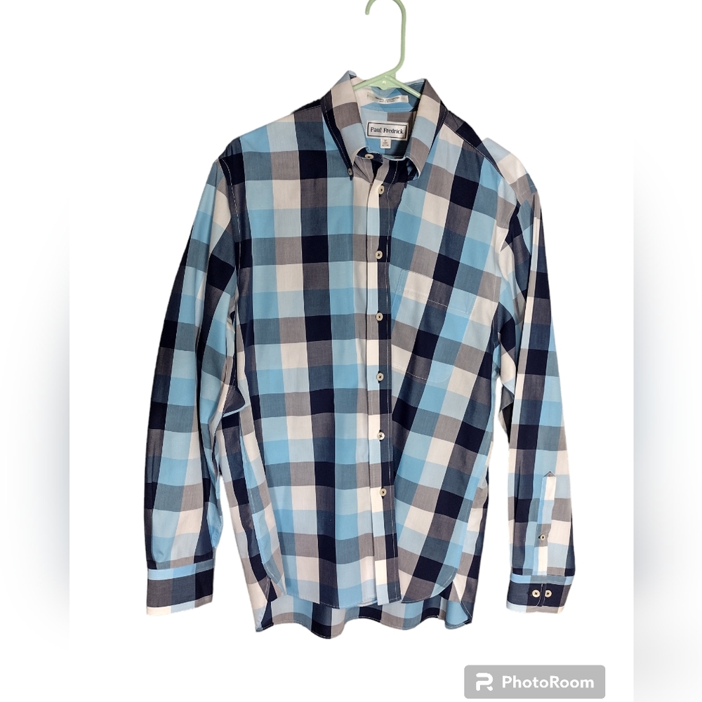 Paul Frederick men's size m casual button down plaid shirt with chest pocket